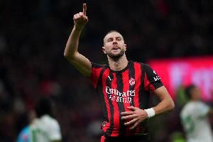 米体:加拉塔萨雷有意帕夫洛维奇,米兰仍在考察吉拉等中卫人选