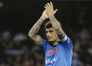 迪洛伦佐:德布劳内生涯中的成就令人瞩目 无疑会增强中场的实力