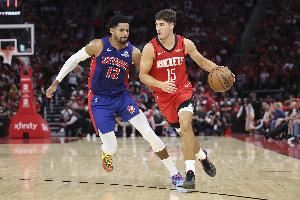 乌度卡:谢泼德带来些非常不错的火花 希望他继续为球队做到这些